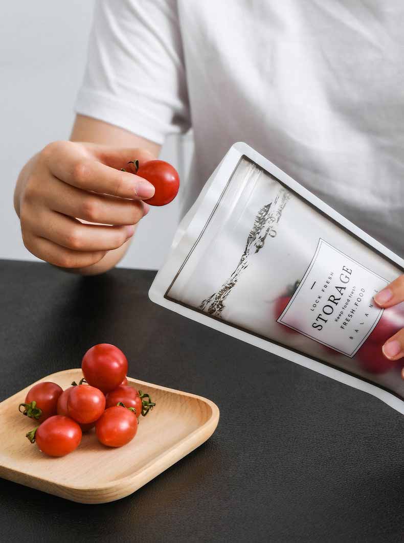 Eco-Friendly Reusable Silicone Storage Bags